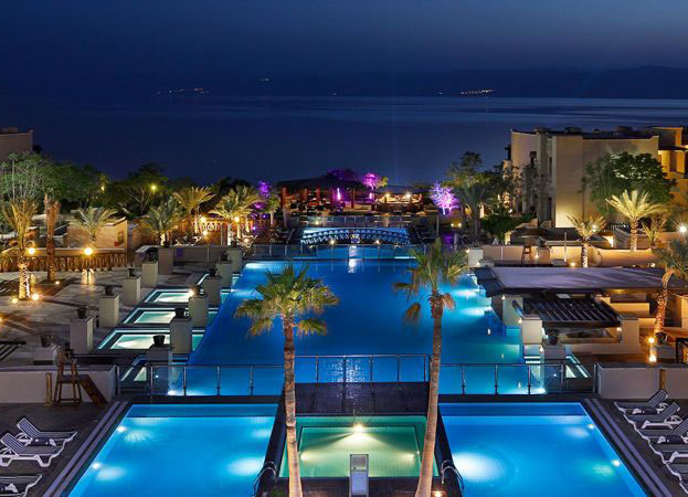 فندق هوليدي ان البحر الميت